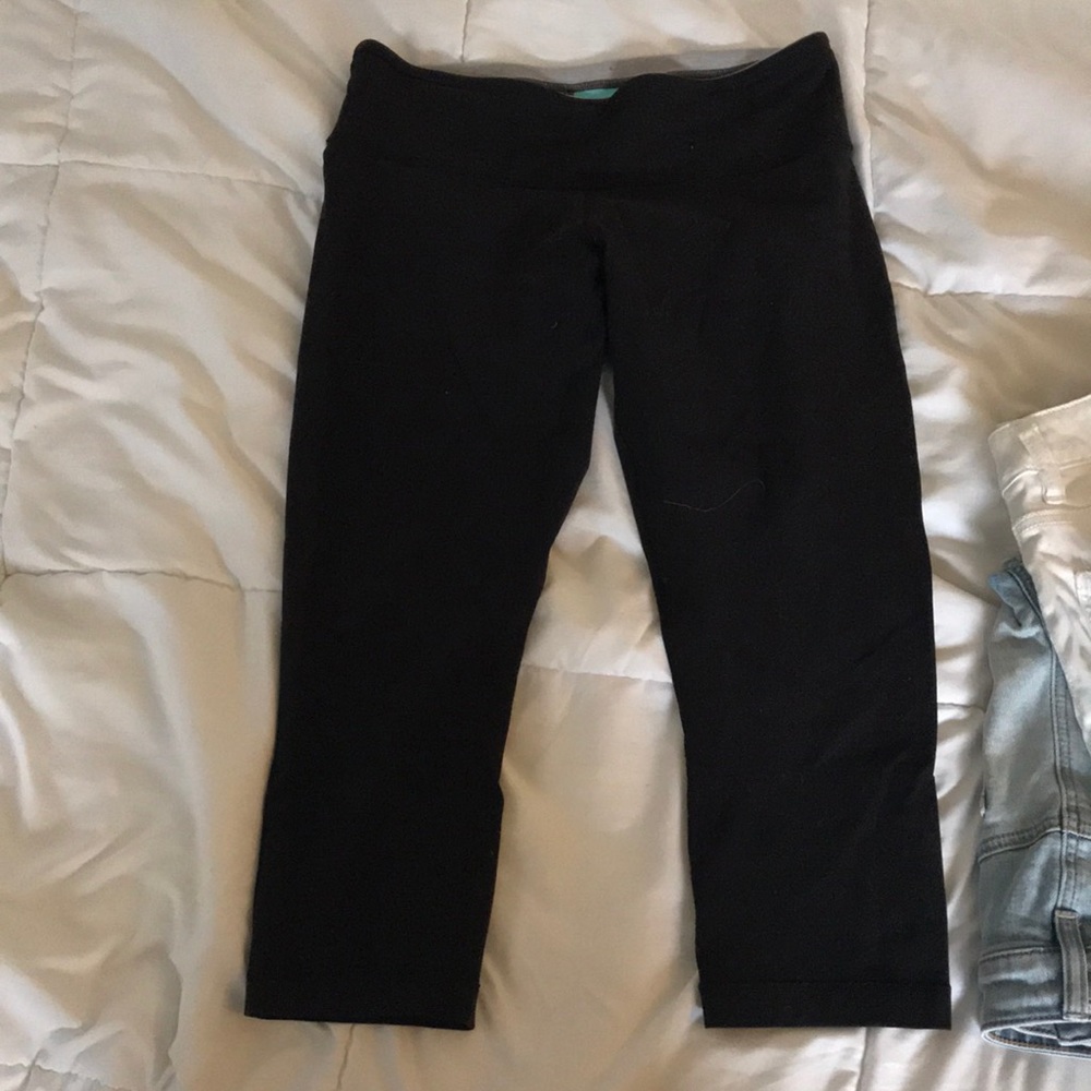 Lululemon Cropped Legging Reversible - Picture 6 of 6